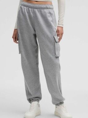 Lululemon Scuba Oversized Cargo Jogger-Heathered Medium Grey- Size XS